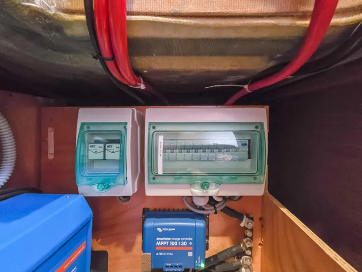 Le Tigre Yacht Photos Pics 