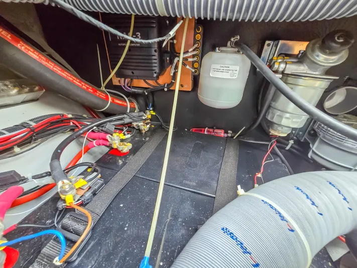 Le Tigre Yacht Photos Pics 