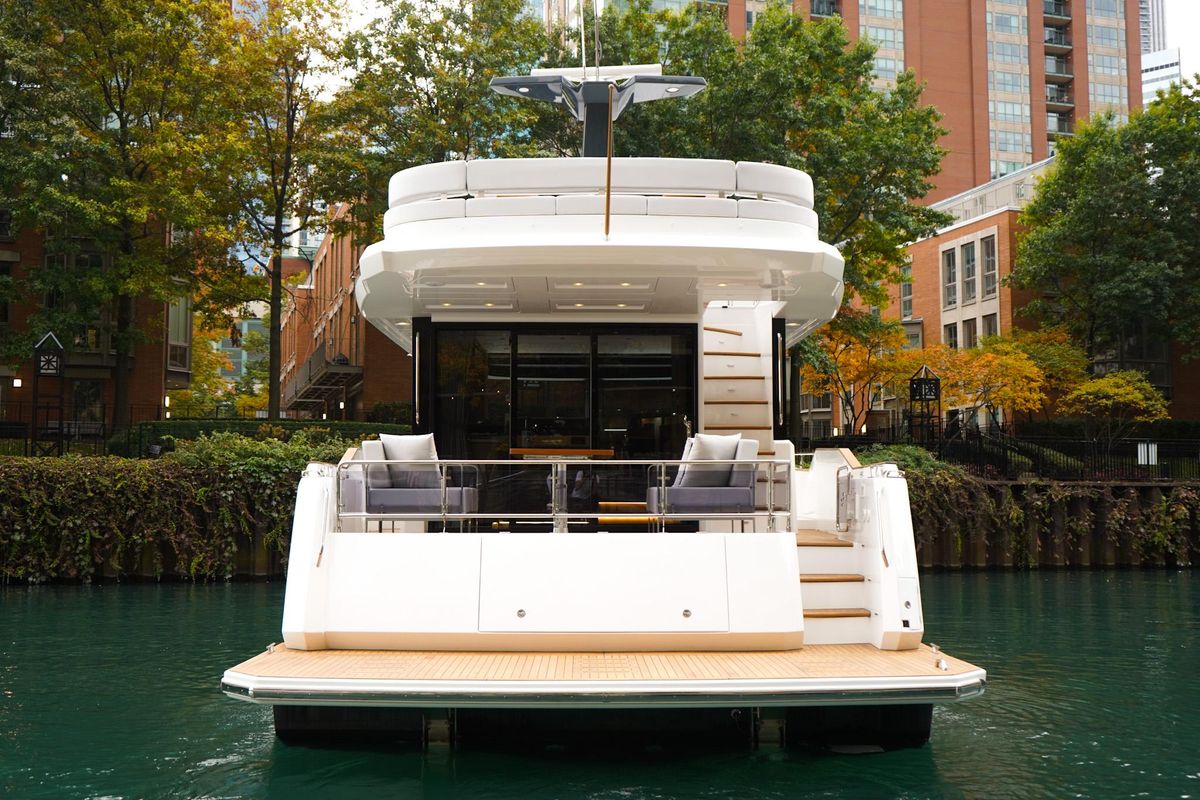 2025 Sirena 48 