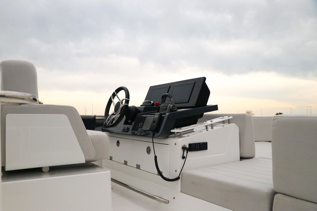 2025 Sirena 48 