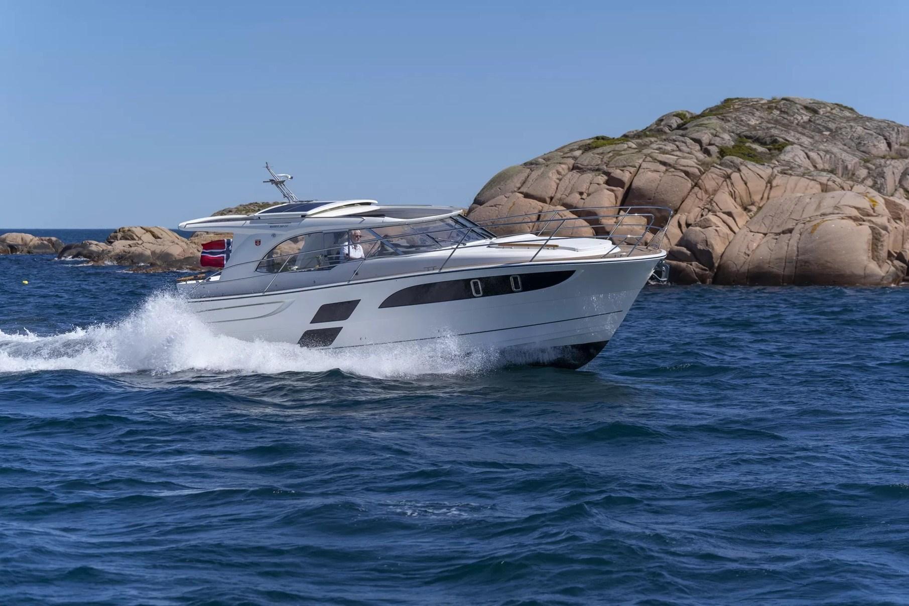 2026 Marex 360 Cabriolet Cruiser