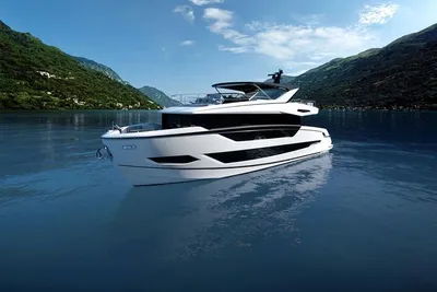 2026 Sunseeker 82 Ocean