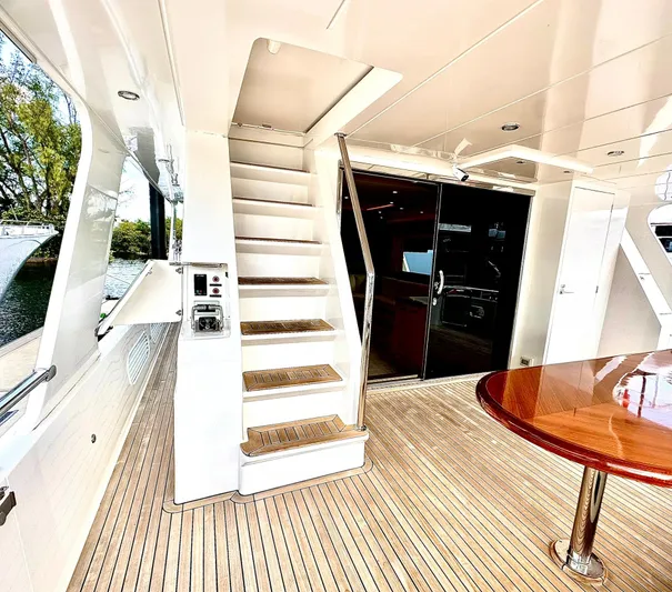 Unicorn Yacht Photos Pics 