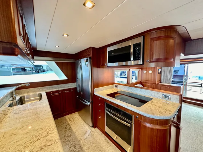 Unicorn Yacht Photos Pics 