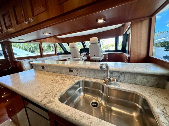 Unicorn Yacht Photos Pics 