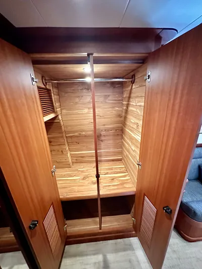 Unicorn Yacht Photos Pics 