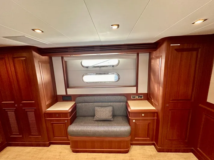 Unicorn Yacht Photos Pics 