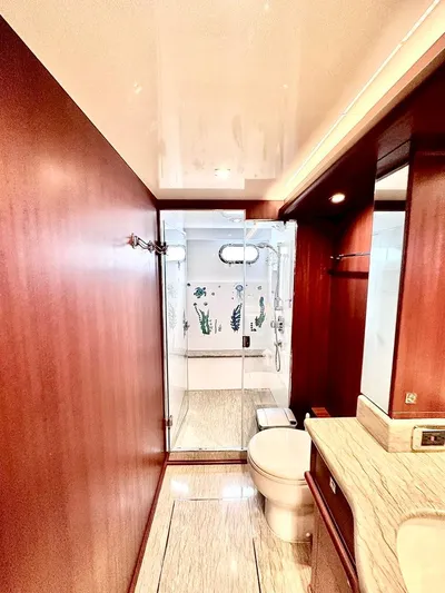 Unicorn Yacht Photos Pics 