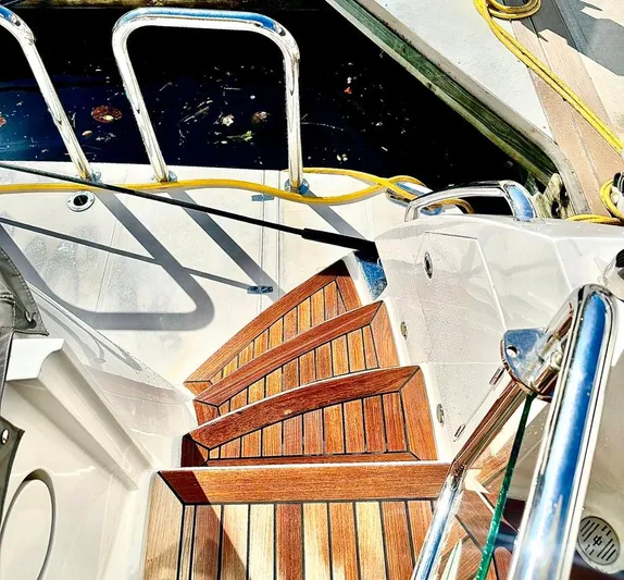 Unicorn Yacht Photos Pics 