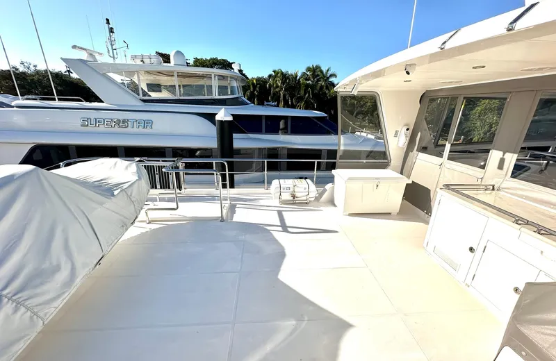 Unicorn Yacht Photos Pics 