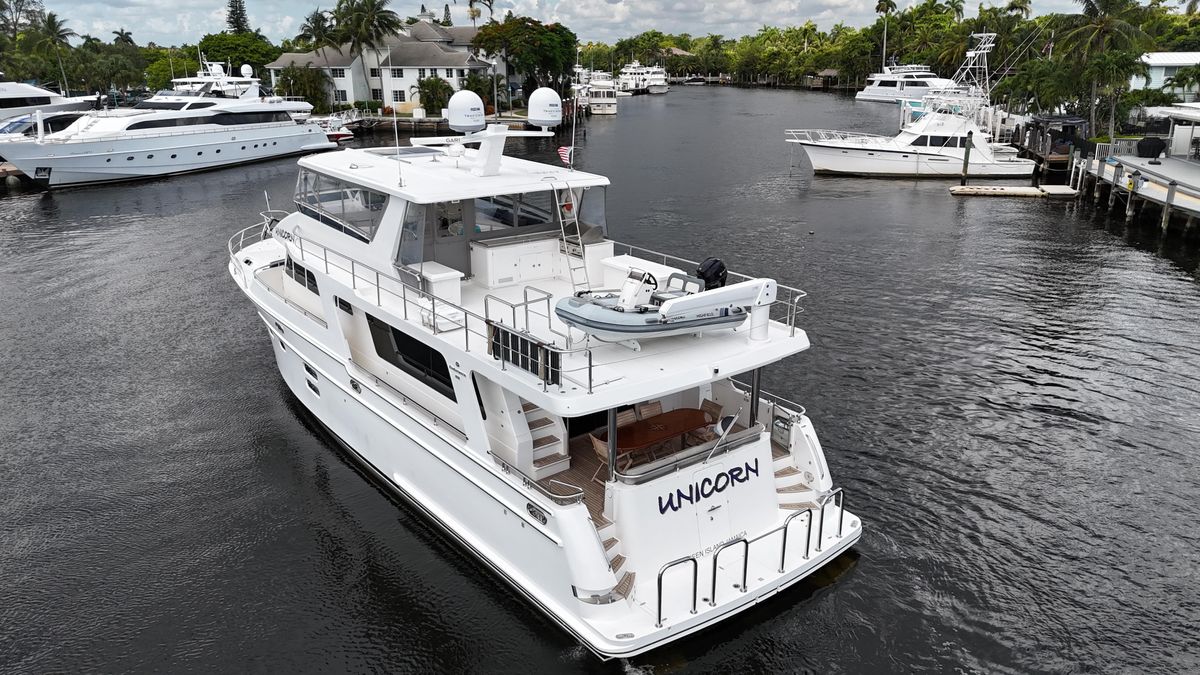 2020 Hampton 65 