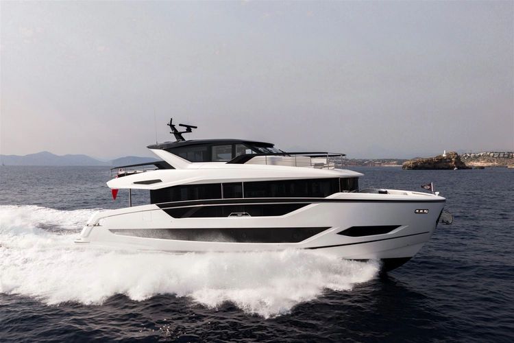2026 Sunseeker 82 Ocean Enclosed