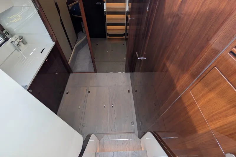 Seakeeper Gyro Yacht Photos Pics Interior of 2022 Fairline Targa 45 GT yacht, featuring sleek wood finishes and modern design.