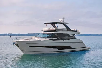 Fairline Squadron 68