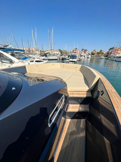 Oasis Yacht Photos Pics 