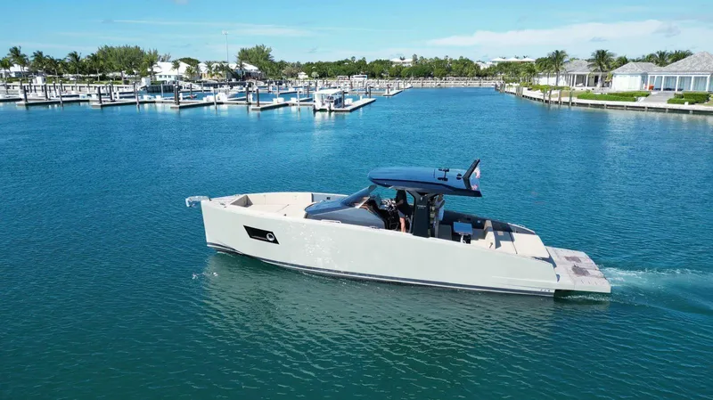 Oasis Yacht Photos Pics 