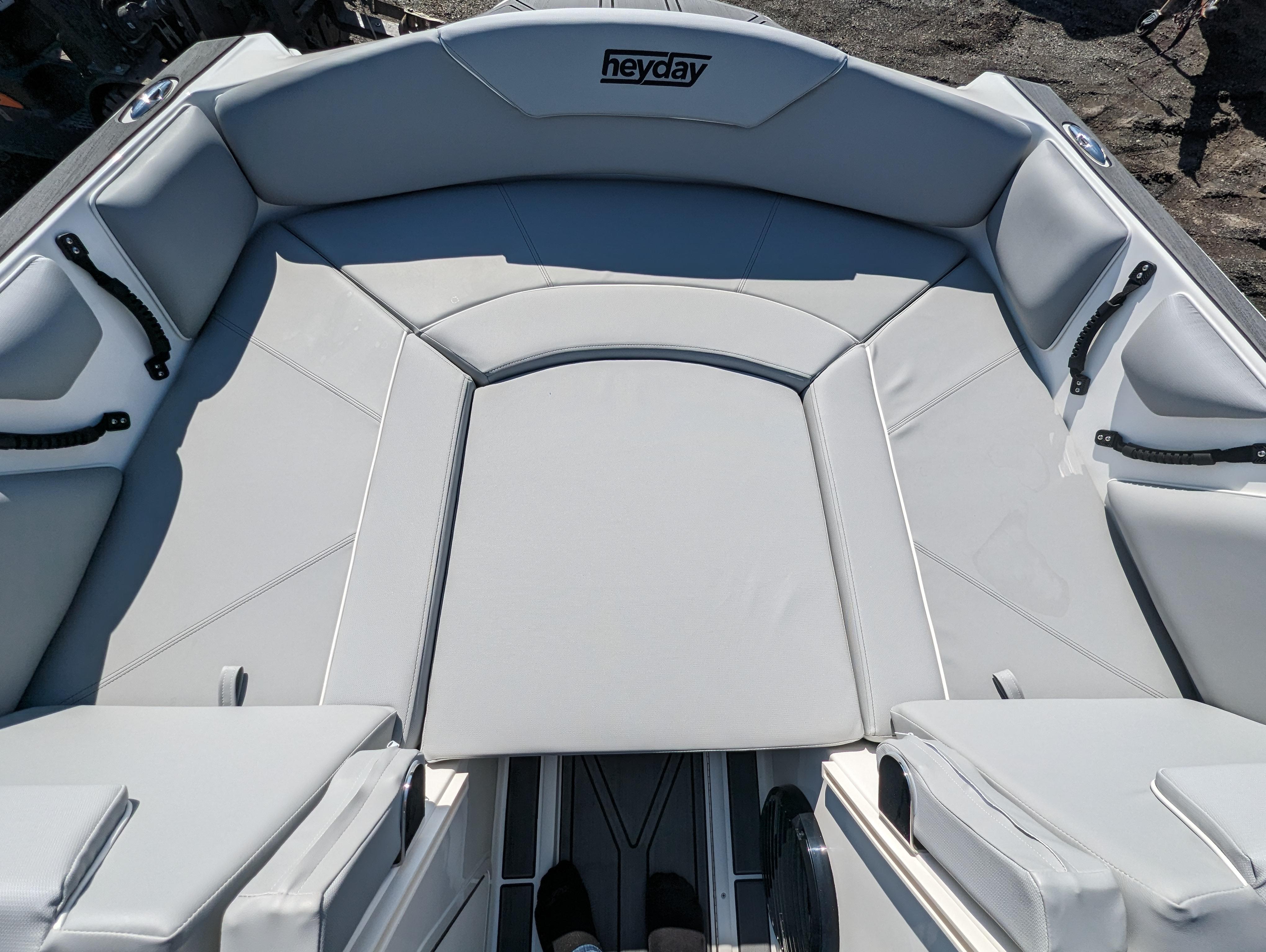 2023 Heyday WT-2DC Ski and Wakeboard for sale - YachtWorld