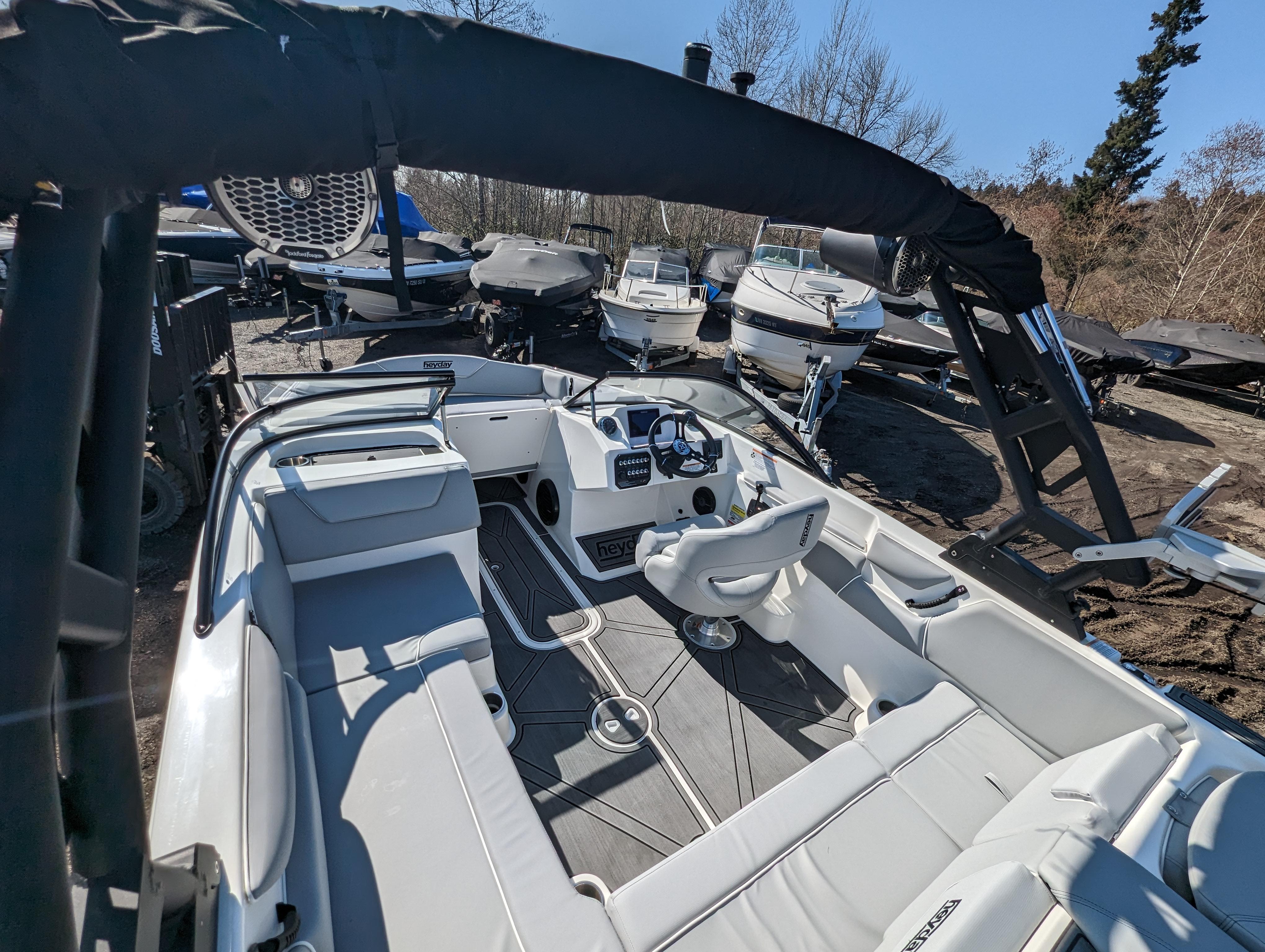 2023 Heyday WT-2DC Ski and Wakeboard for sale - YachtWorld