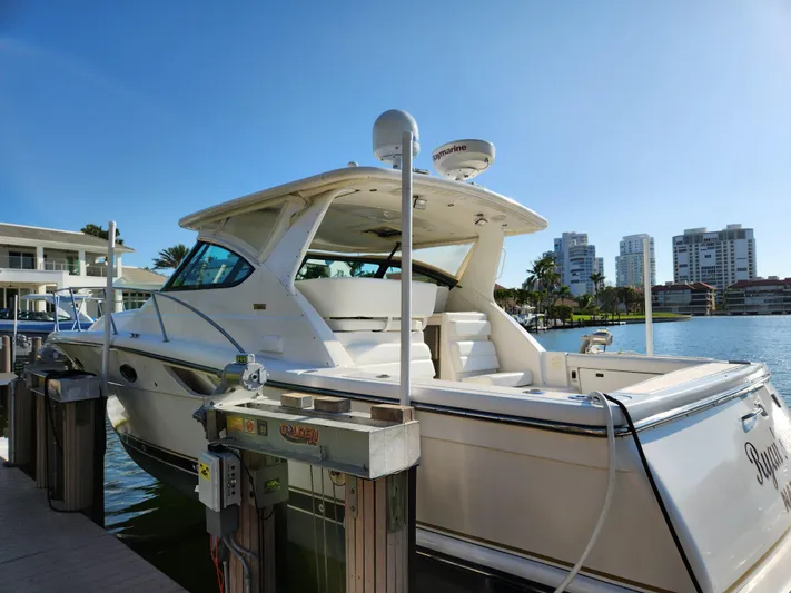 Ryan's Glory Yacht Photos Pics 