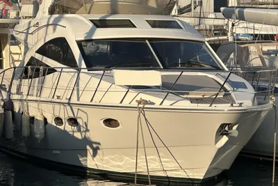 2007 Sealine T50