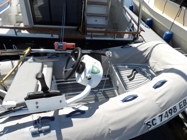 Indigo Yacht Photos Pics 