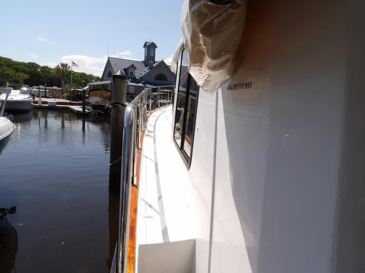 Indigo Yacht Photos Pics 