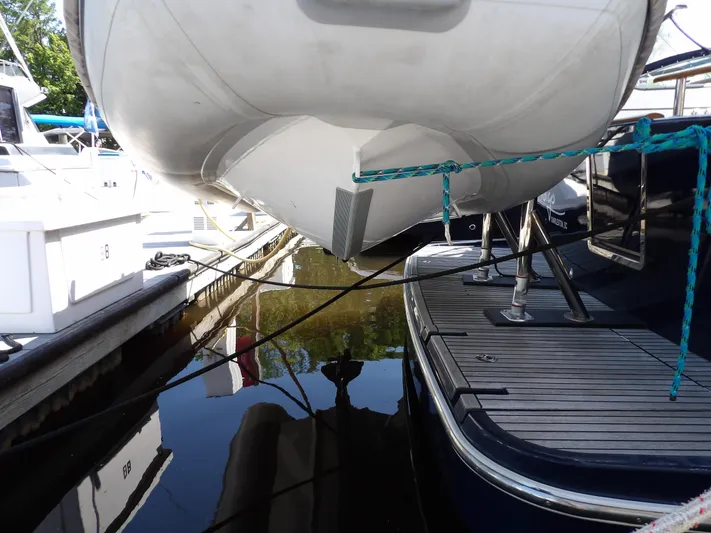 Indigo Yacht Photos Pics 