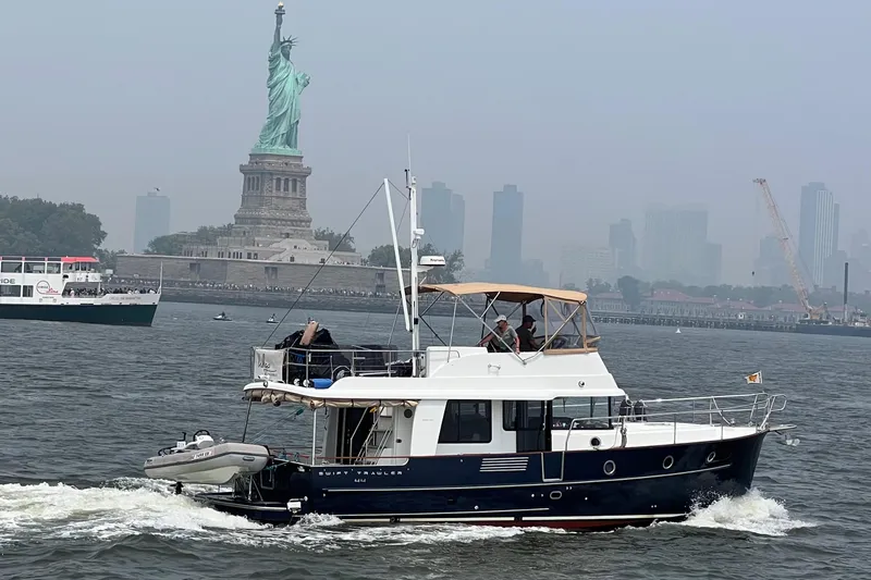 Indigo Yacht Photos Pics 