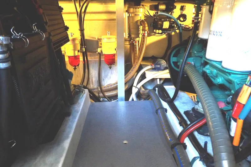 Indigo Yacht Photos Pics 