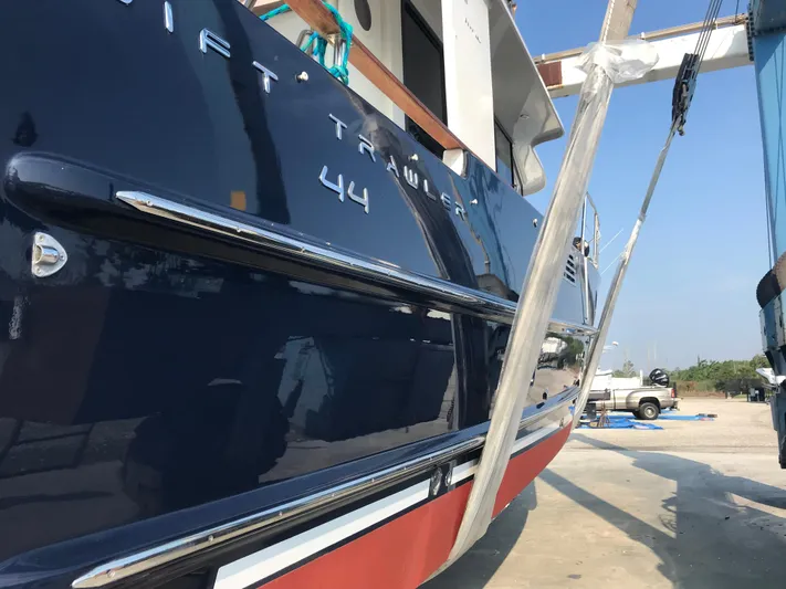 Indigo Yacht Photos Pics 