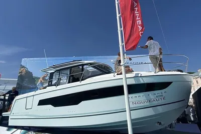 2025 Jeanneau MERRY FISHER 895 S2