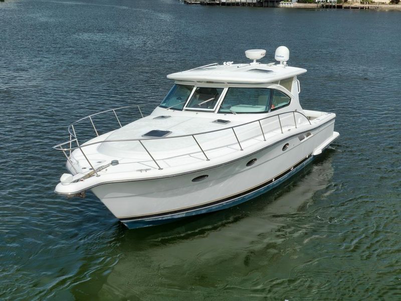 2004 Tiara Yachts 38 Open