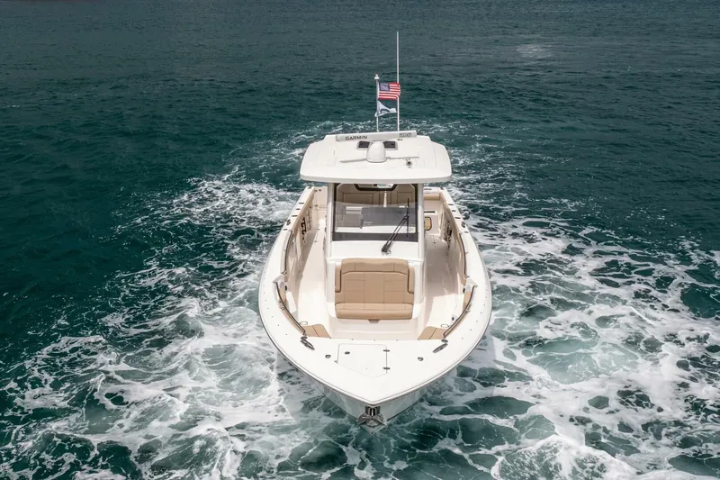 Southern Pass Yacht Photos Pics 2019 Pursuit S 328 Sport - Image 8