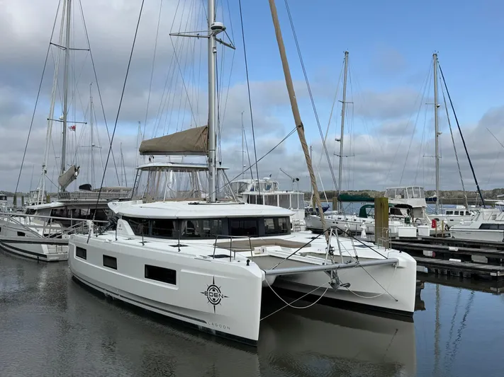Eden Yacht Photos Pics 