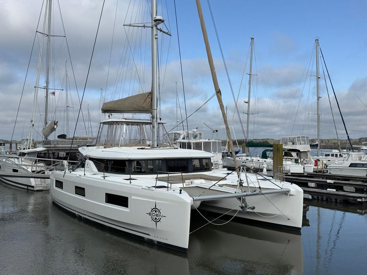 2022 Lagoon 46 