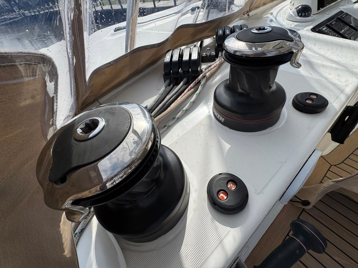 2022 Lagoon 46 