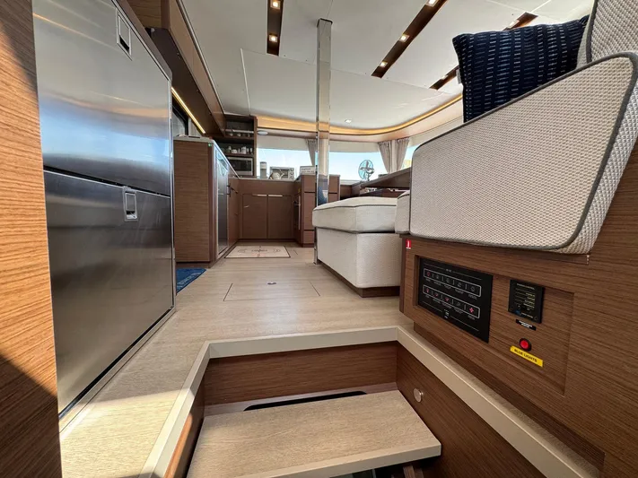 Eden Yacht Photos Pics 