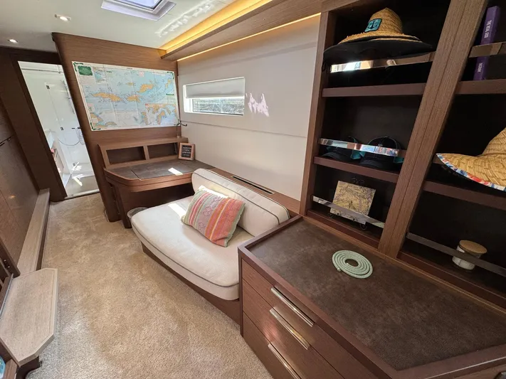 Eden Yacht Photos Pics 