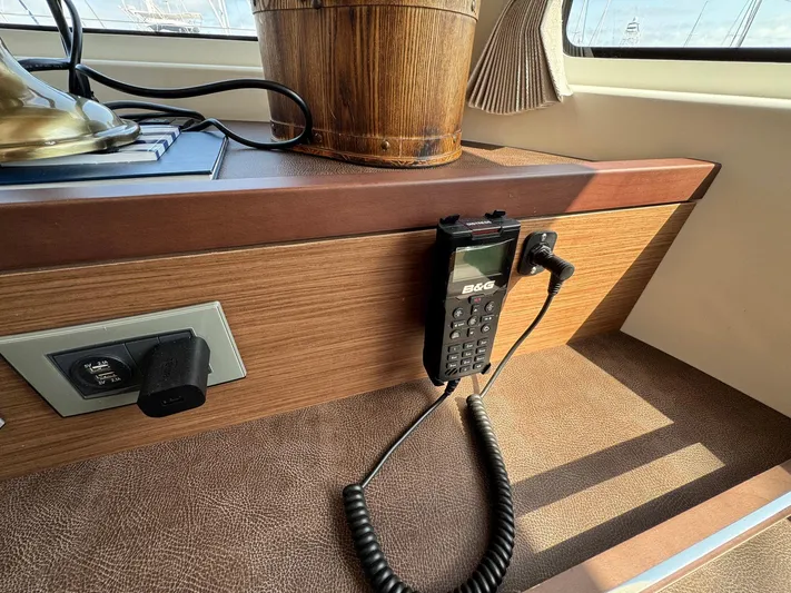 Eden Yacht Photos Pics 