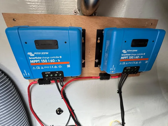 Eden Yacht Photos Pics 