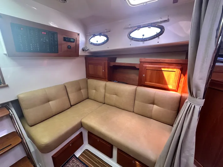 Reveille Yacht Photos Pics 