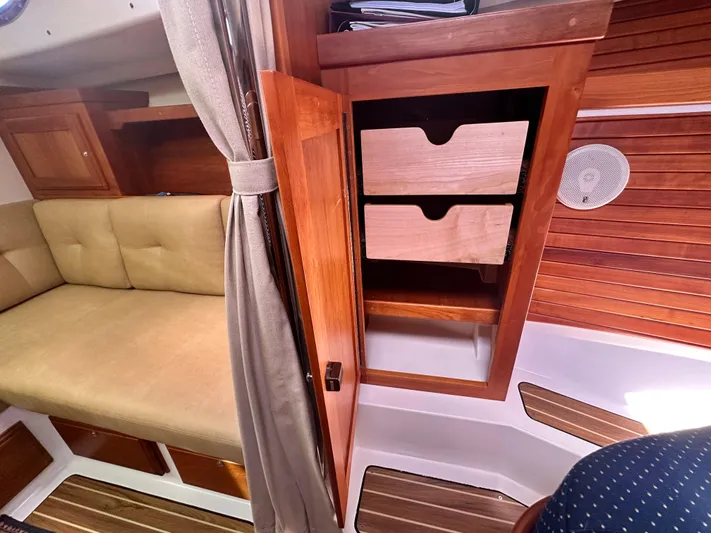 Reveille Yacht Photos Pics 