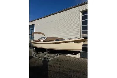 2004 Jan Van Gent 820 Open