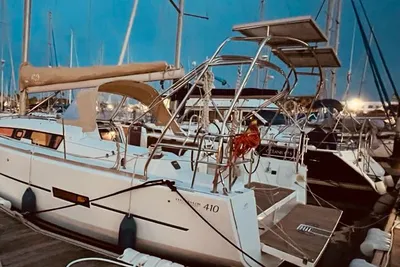 2014 Dufour Grand Large 410