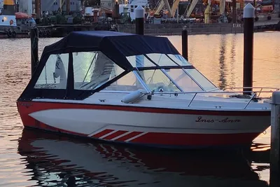 1988 Glastron V214 Aventura