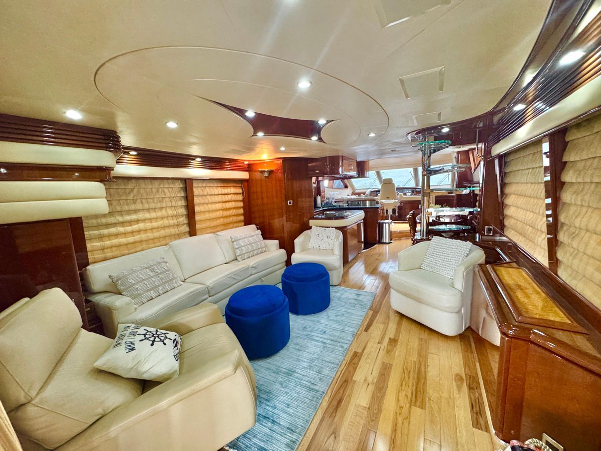 2006 Marquis 64 