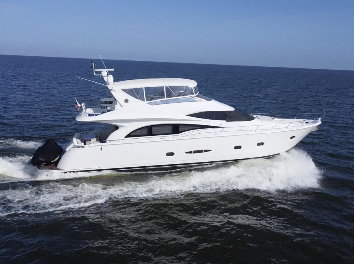 2006 Marquis 64 