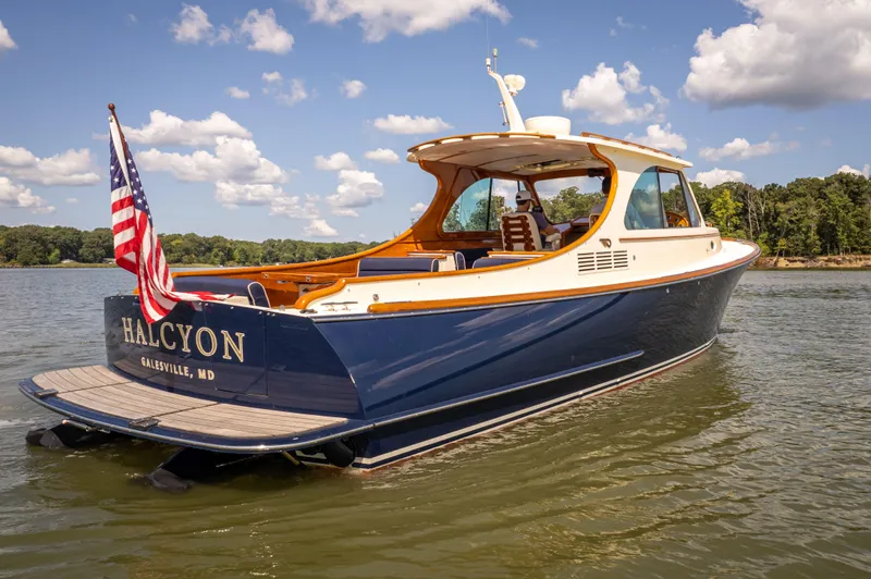 Halcyon Yacht Photos Pics 