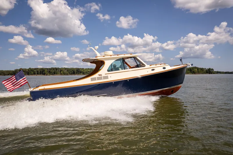 Halcyon Yacht Photos Pics 