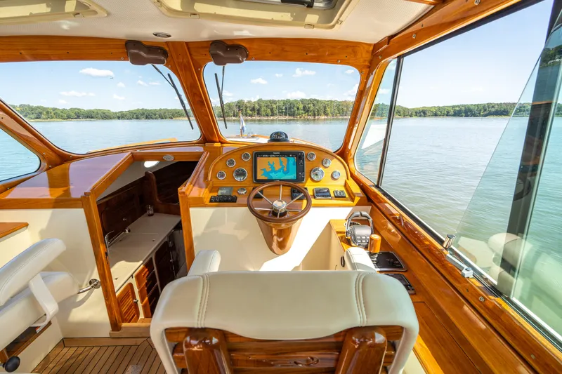 Halcyon Yacht Photos Pics 